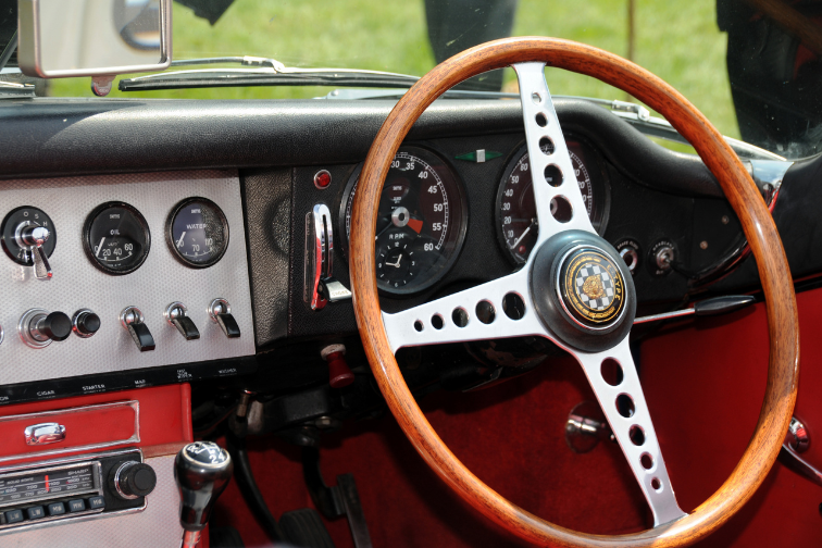 Design icon - Jaguar E-Type 